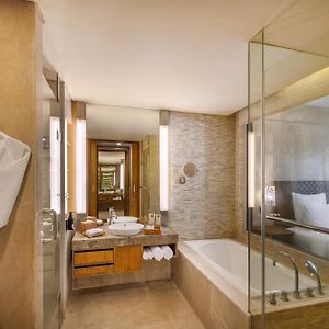 Junior King Suite